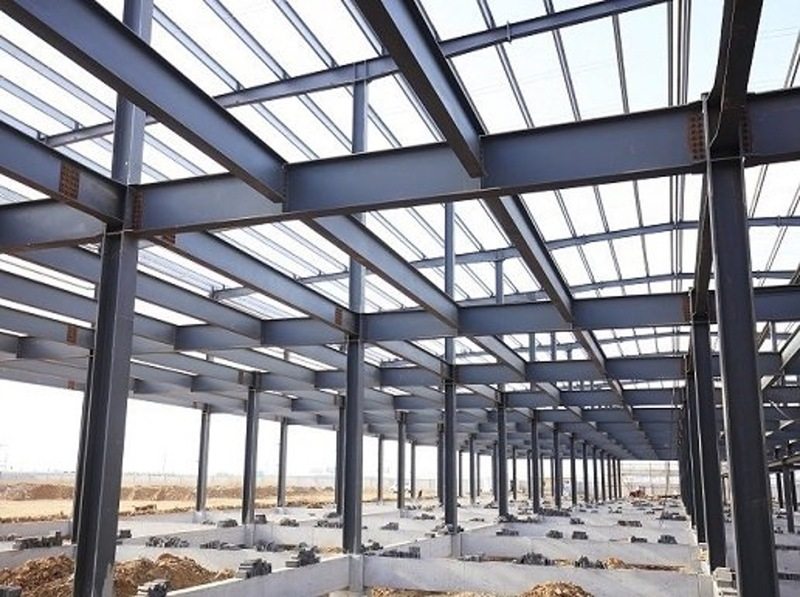 Steel-frame building with H-beam columns and roof beams
